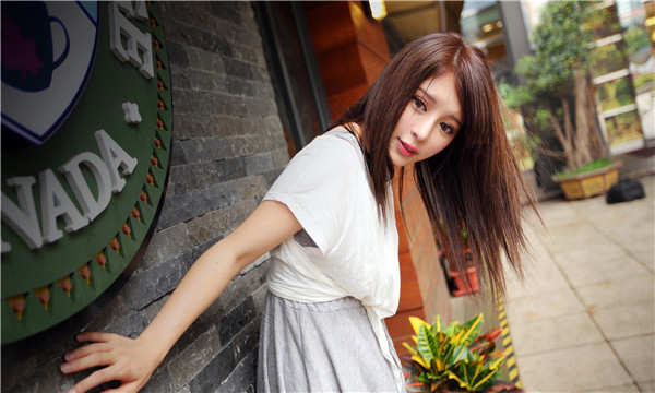 册亨想找一个女性生孩子给报酬-｛找个女人生孩子多少钱｝